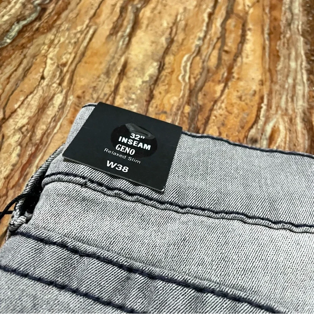 True Religion Jeans Relaxed Fit Denim Geno Big T Slim Jeans Men’s Size 38